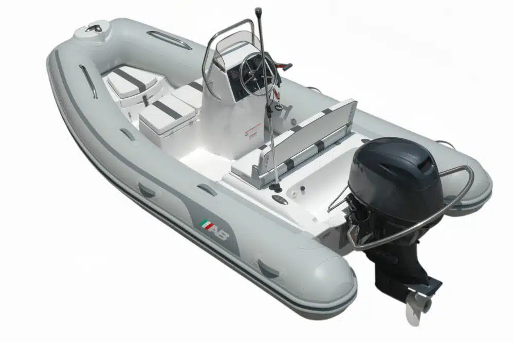 AB Oceanus 13 VST 13′ Fiberglass Console Yacht Tender